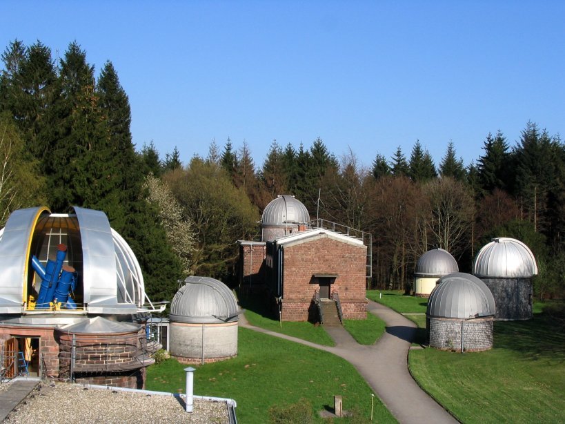 Research topics at the<span> </span><strong>Landessternwarte Heidelberg-Königstuhl (LSW)</strong><span> (i.e. Heidelberg-Königstuhl State Observatory) consider observational and theoretical issues in stellar and extragalactic astrophsyics as well as a strong participation in instrumentation projects.</span>